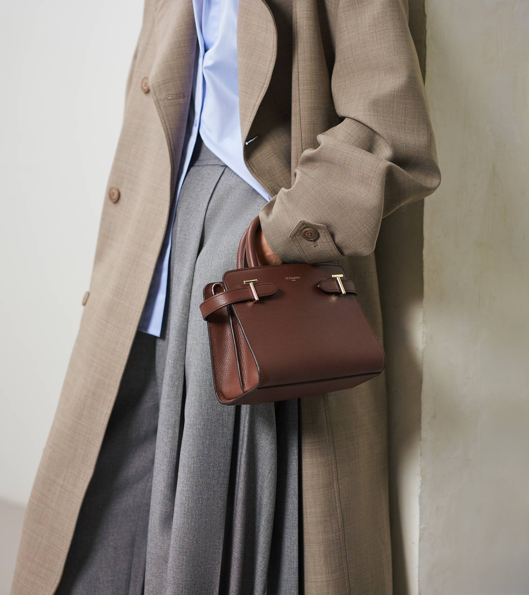 Emilie small handbag in grained leather