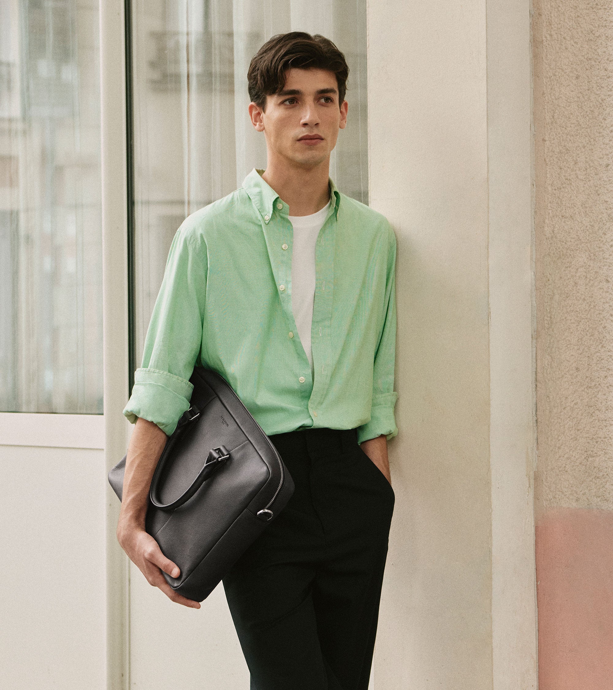 Marceau 15" medium model document case in grained leather