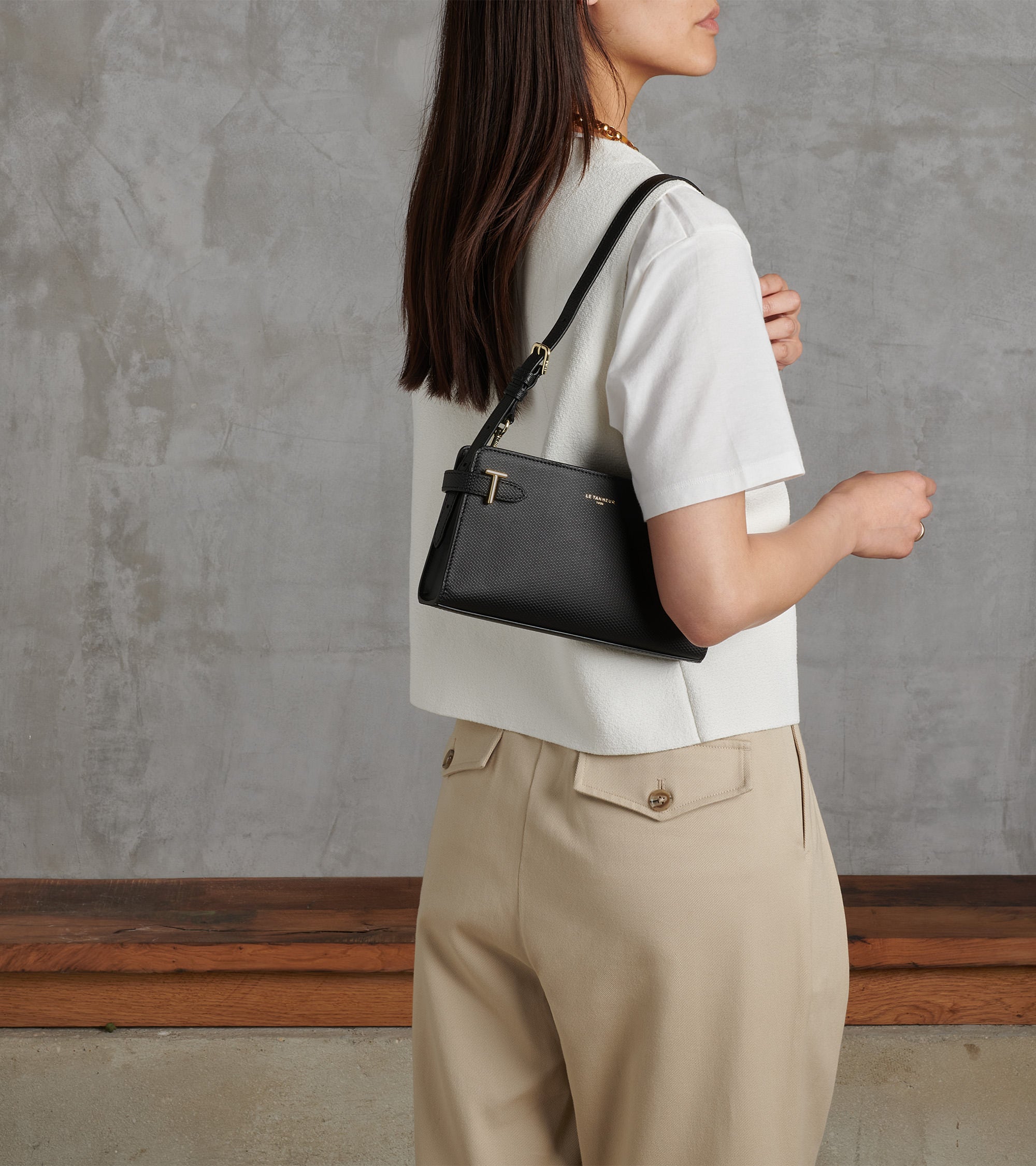 Baguette-Tasche Emilie aus T-Signaturleder
