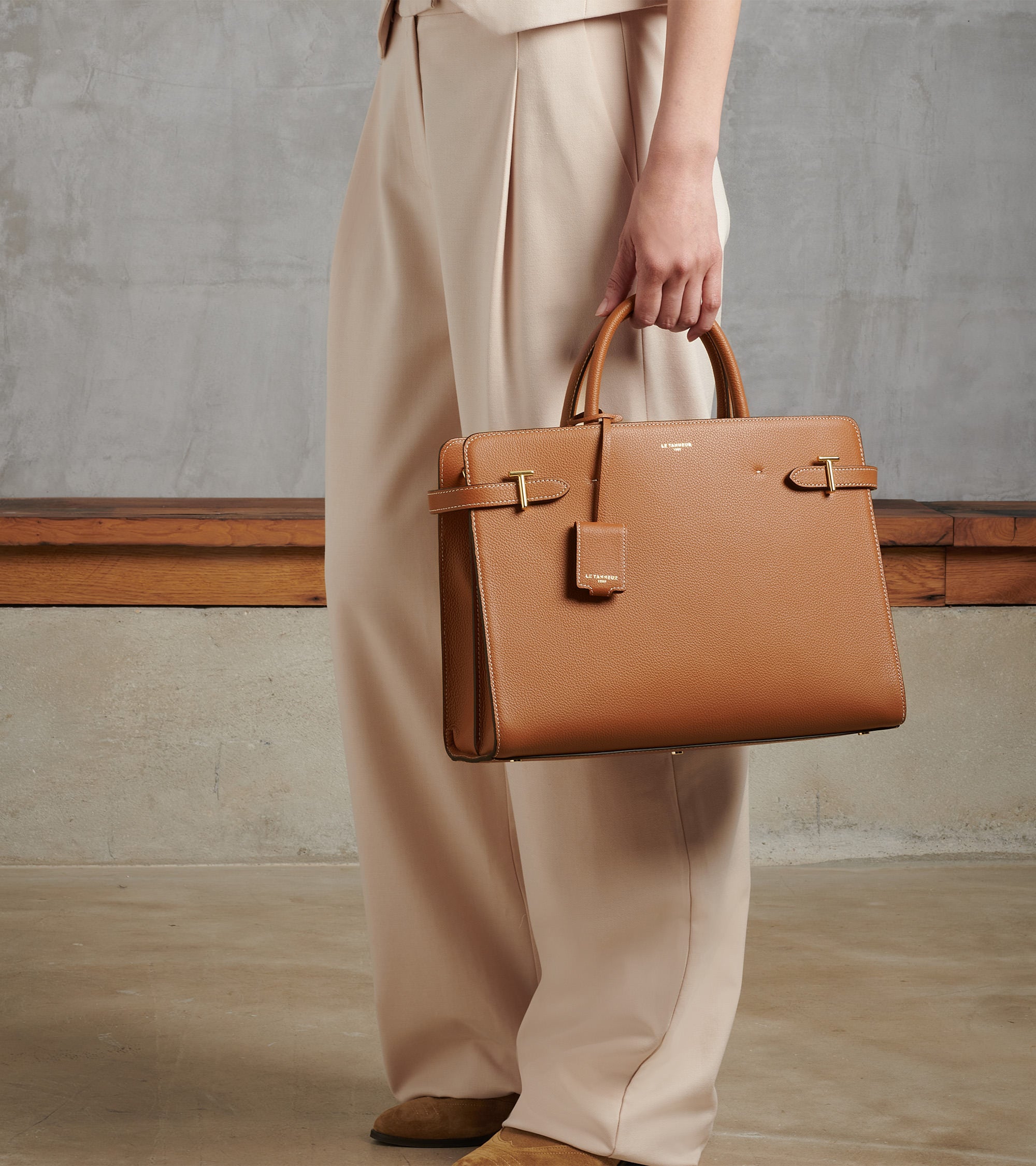 Große Handtasche Emilie aus genarbtem Leder