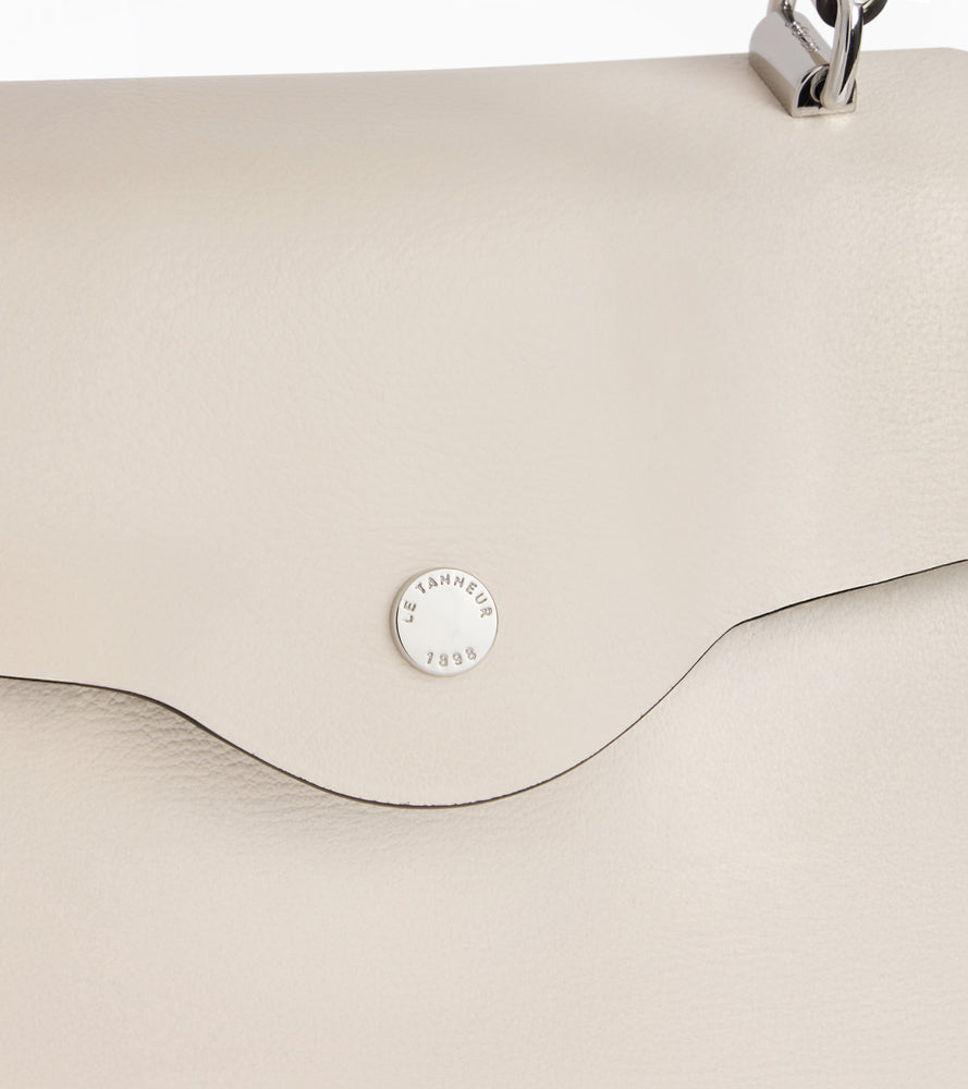 Kleine Handtasche Sans Couture aus genarbtem Ziegenleder