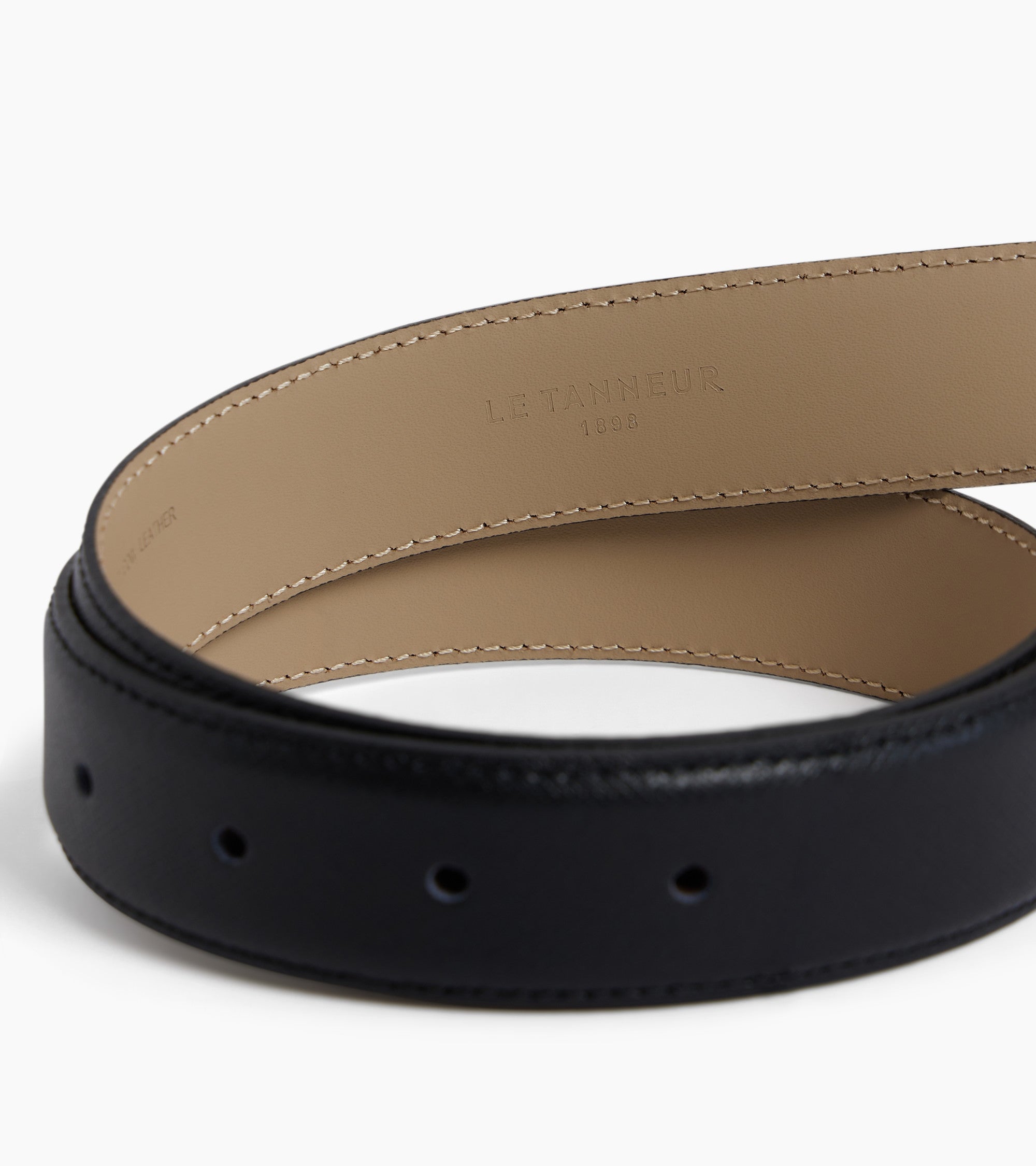 Men's belt with rectangular buckle in embossed leather